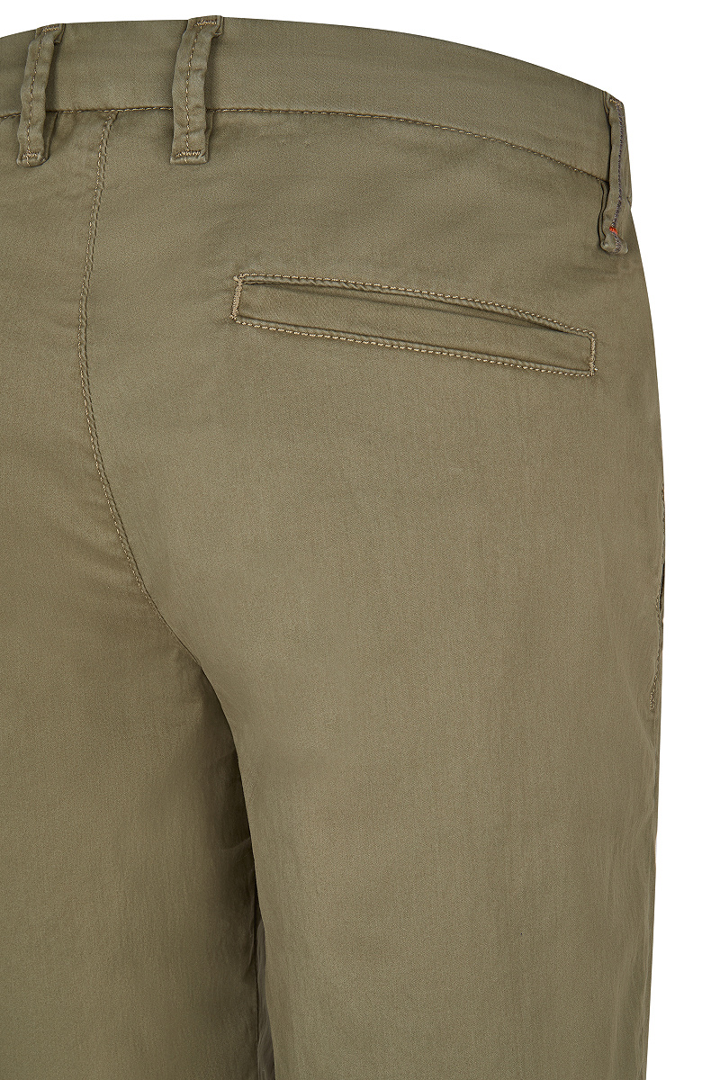 Chino Bermuda Ultra Flex